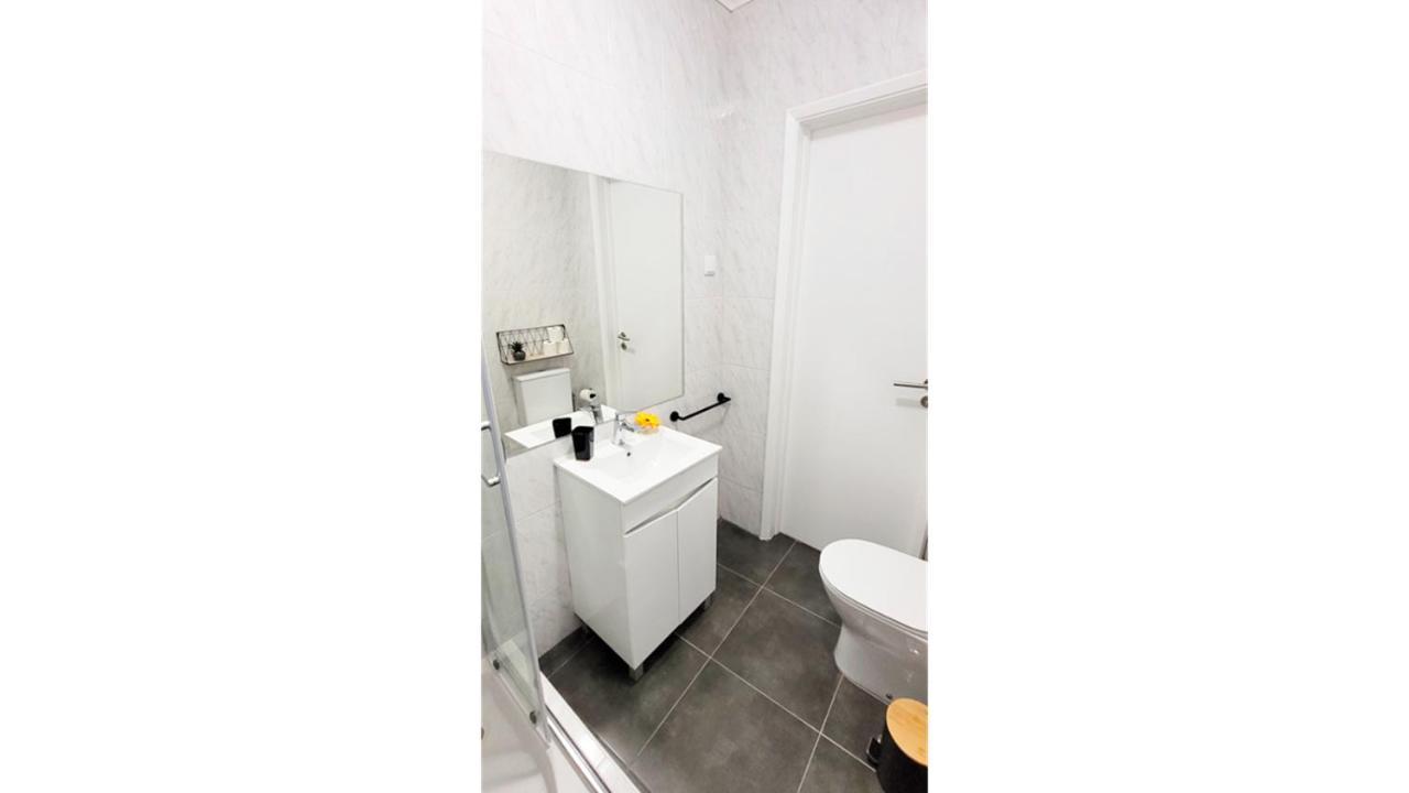 Victoria Apartment - Center Of Ponta Delgada ภายนอก รูปภาพ